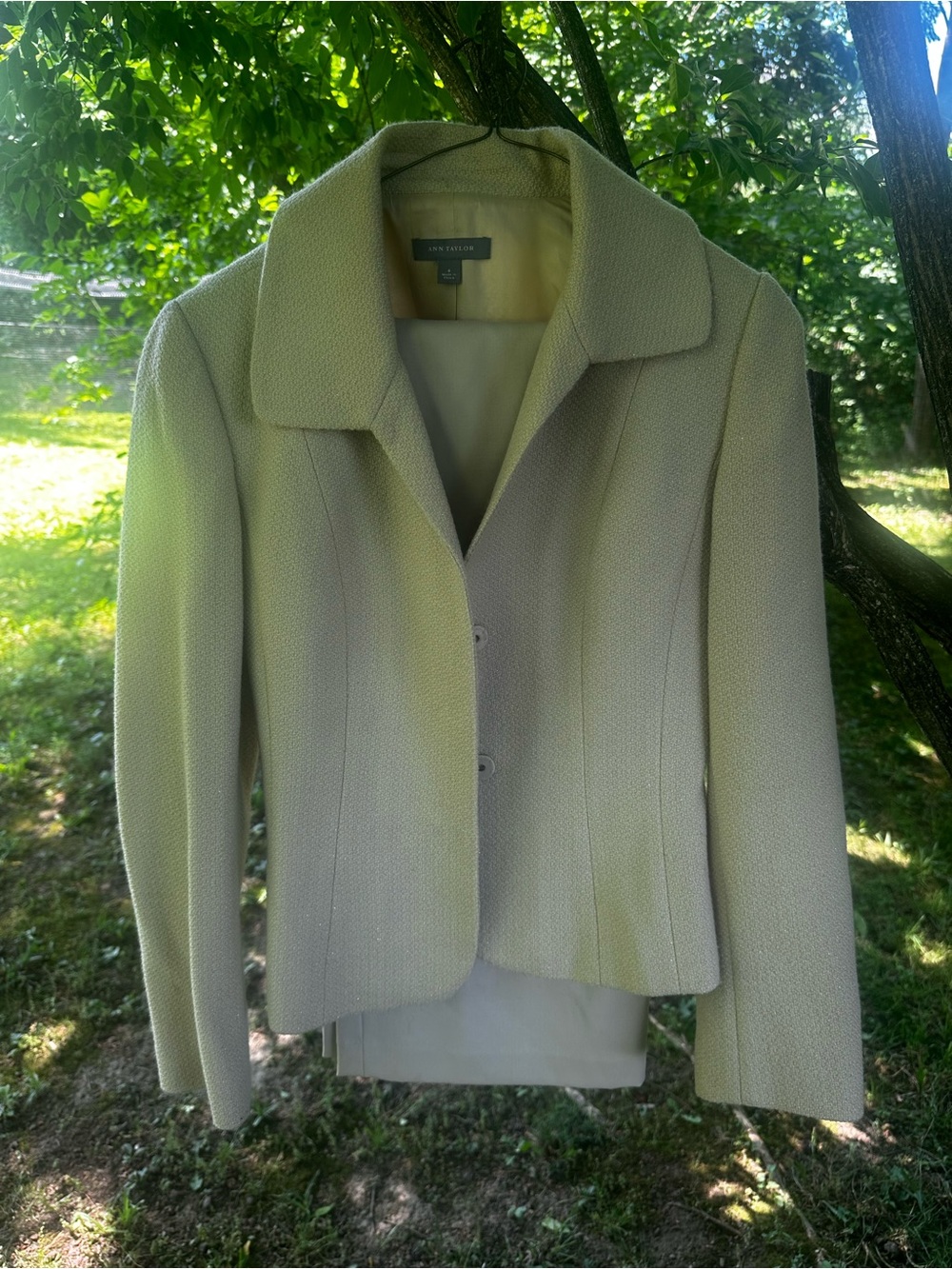 Ann Taylor Cream Textured Women's Pant Suit
